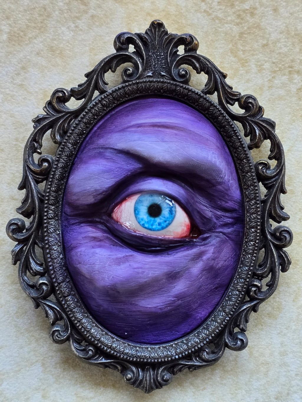 Creeper Peeper – Hand Sculpted Polymer Clay Wall Art 13 x 10 cm