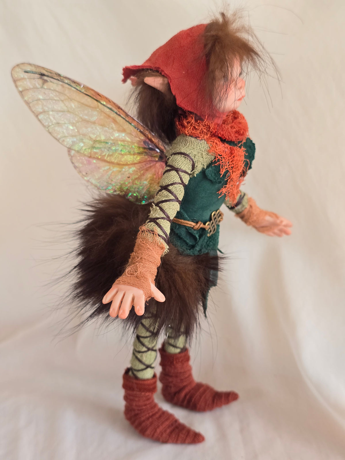 Robyn - Posable Poppet