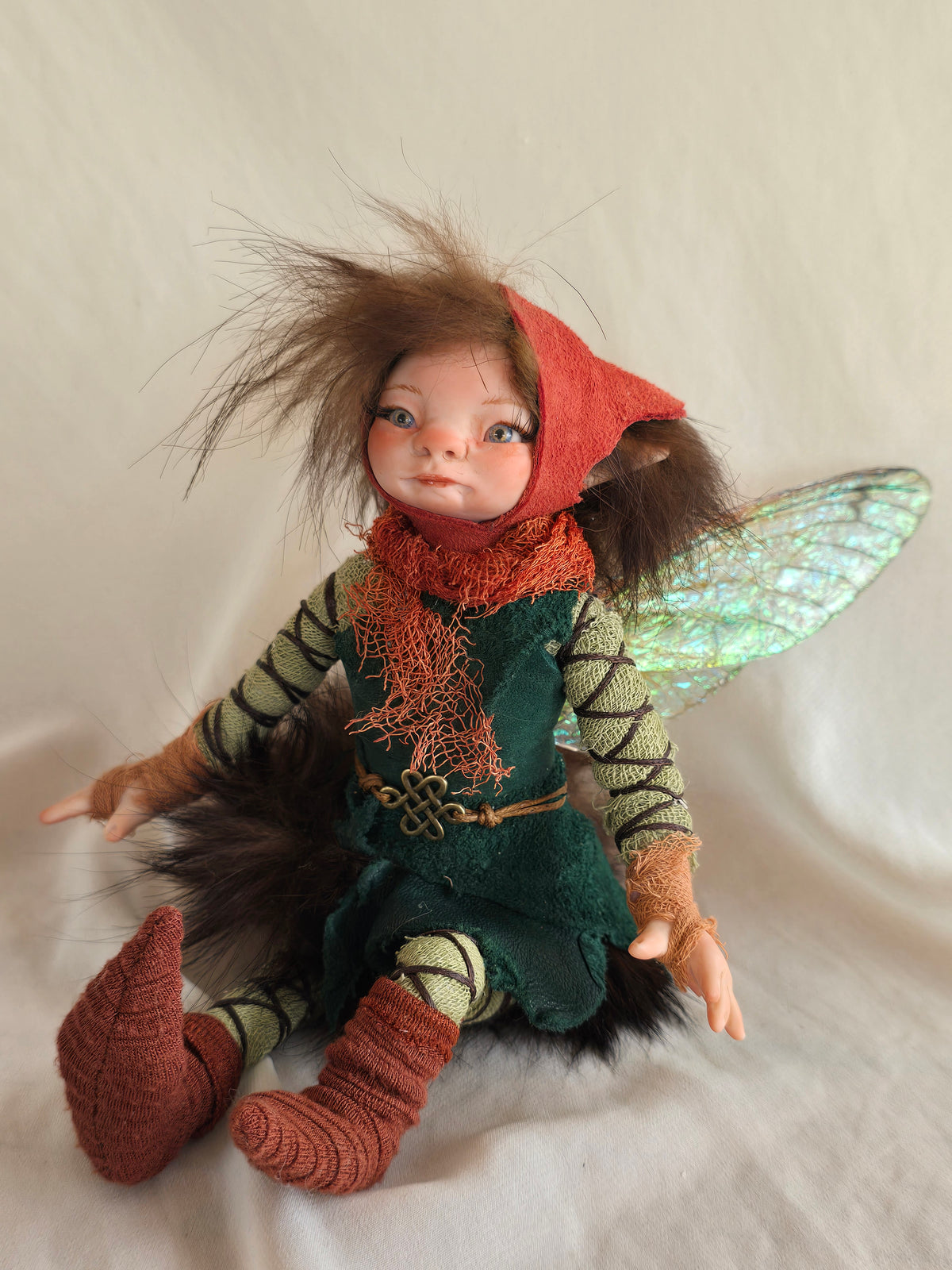 Robyn - Posable Poppet
